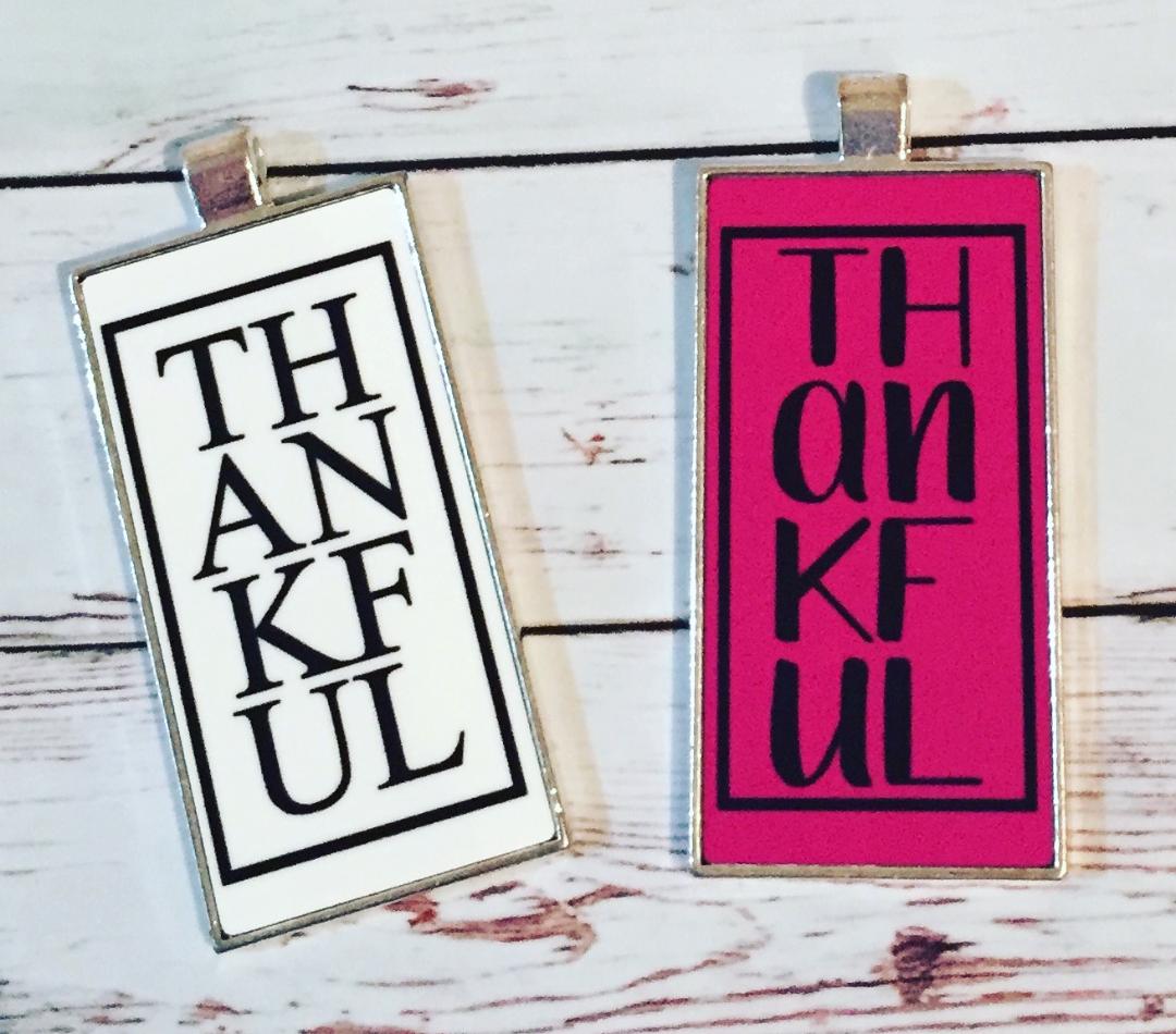 Thankful Necklace Pendants made with sublimation printing