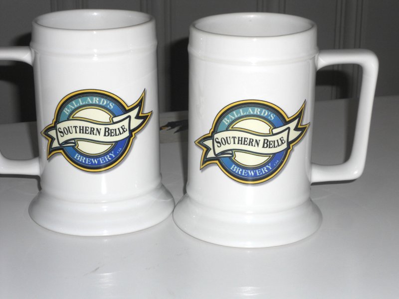 Custom beer logo on steins made with sublimation printing