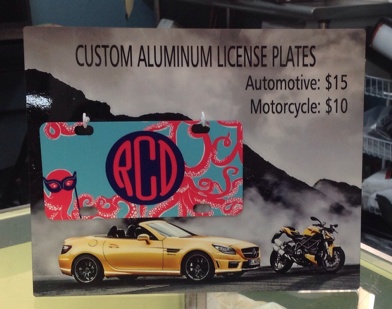 License plate display made with sublimation printing