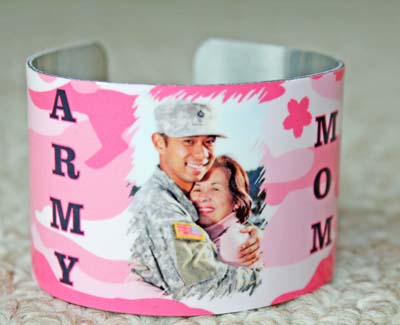 Army Mom Cuff made with sublimation printing