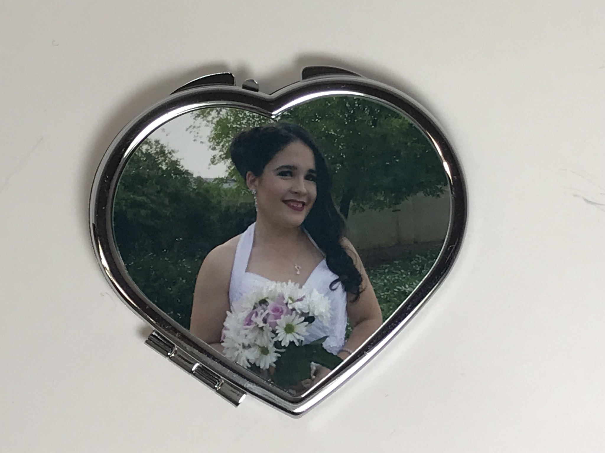 Heart shaped mirror love this product