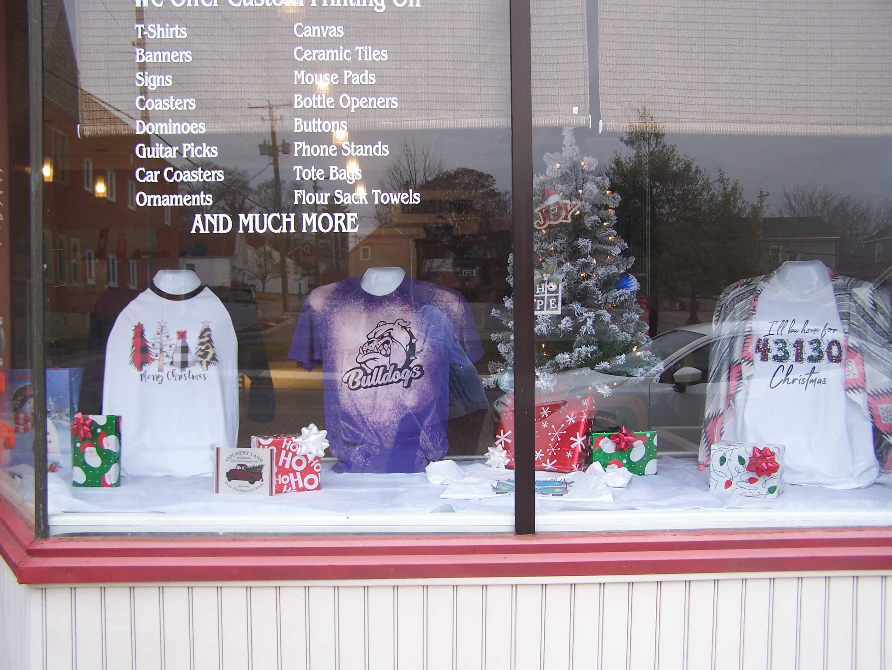 front window display made with sublimation printing