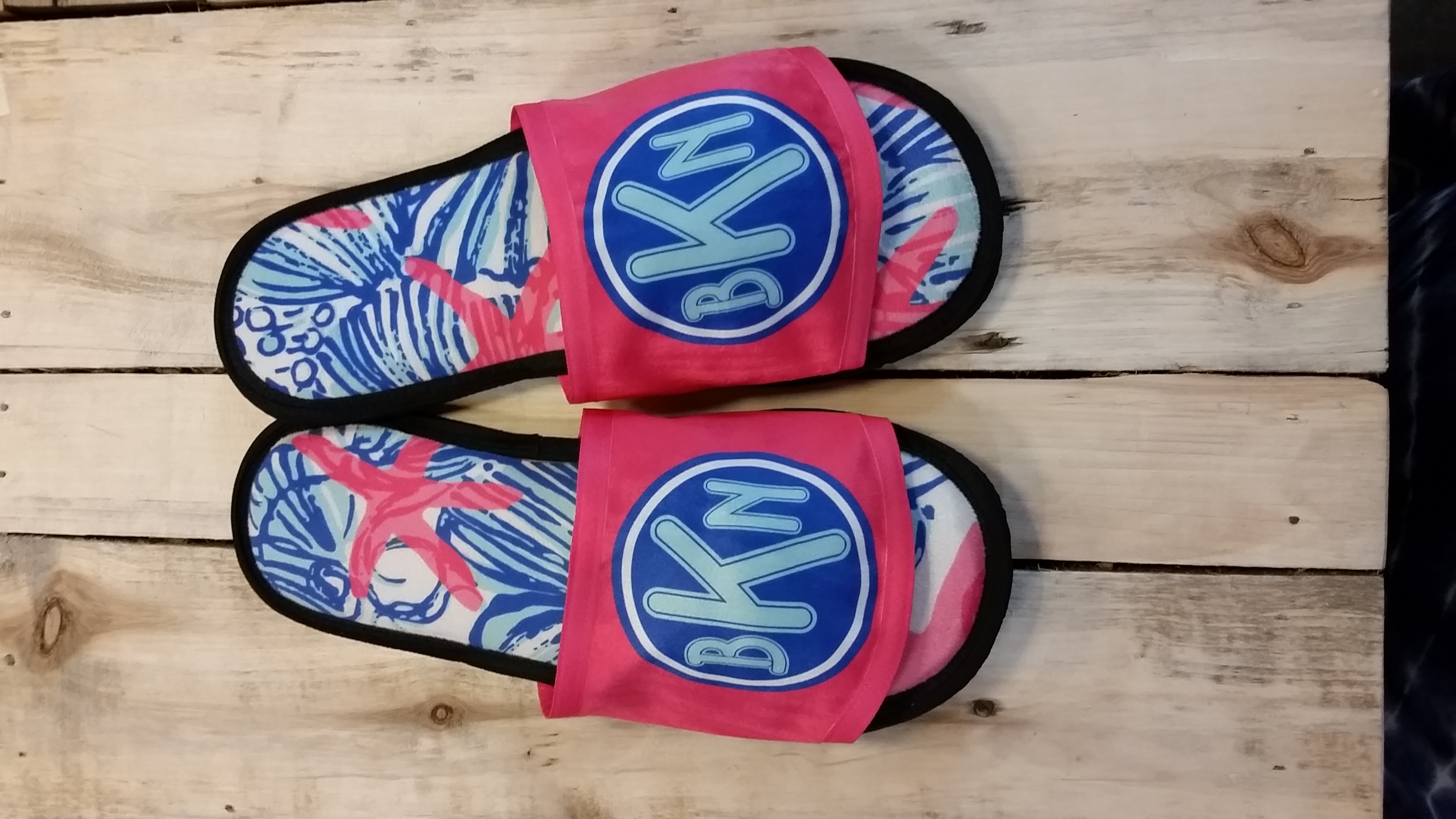 Slippers made with sublimation printing