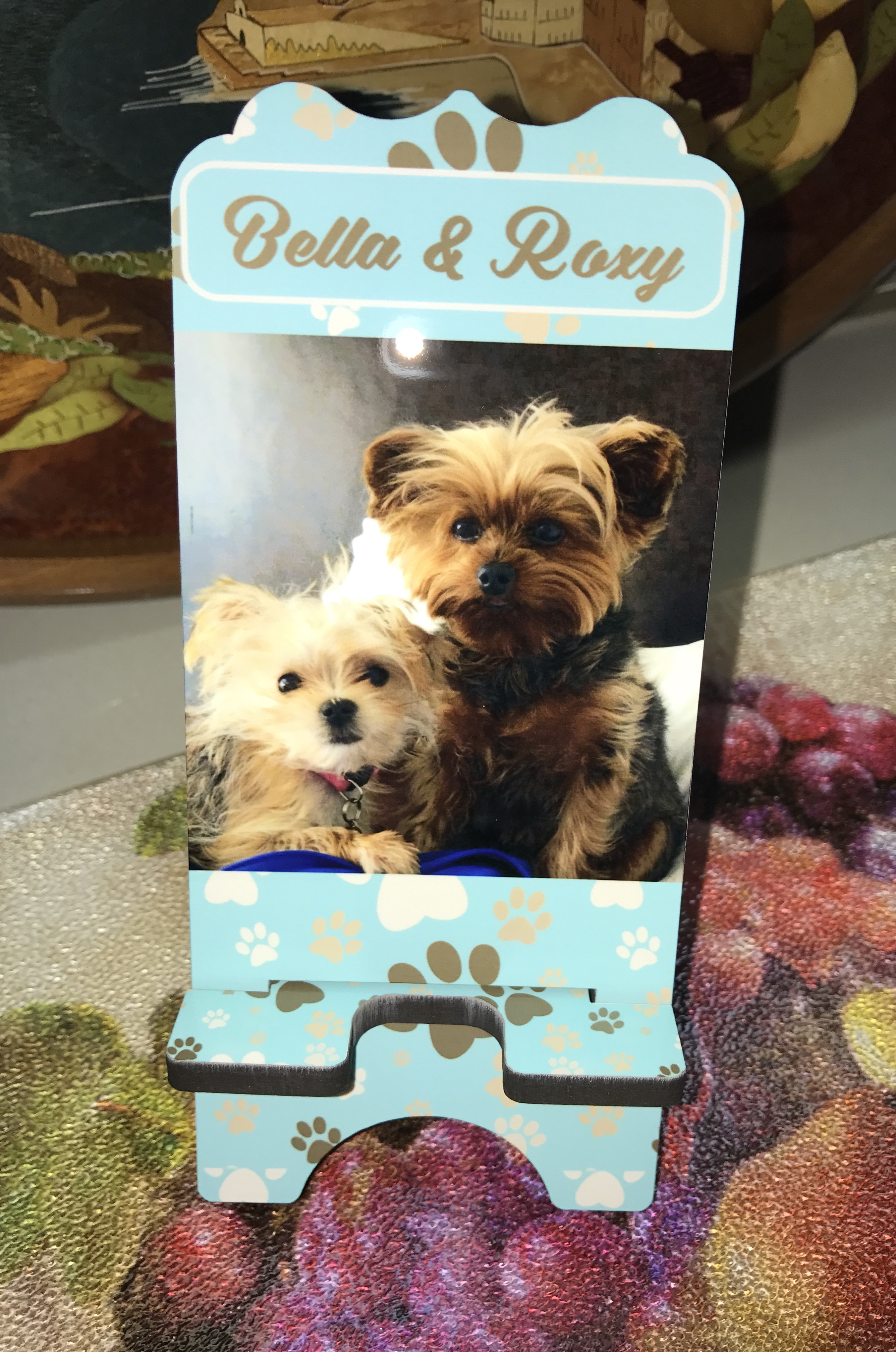 Pet theme phone stand made with sublimation printing