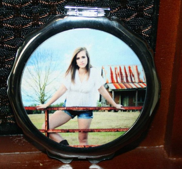 Courtney's Compact made with sublimation printing