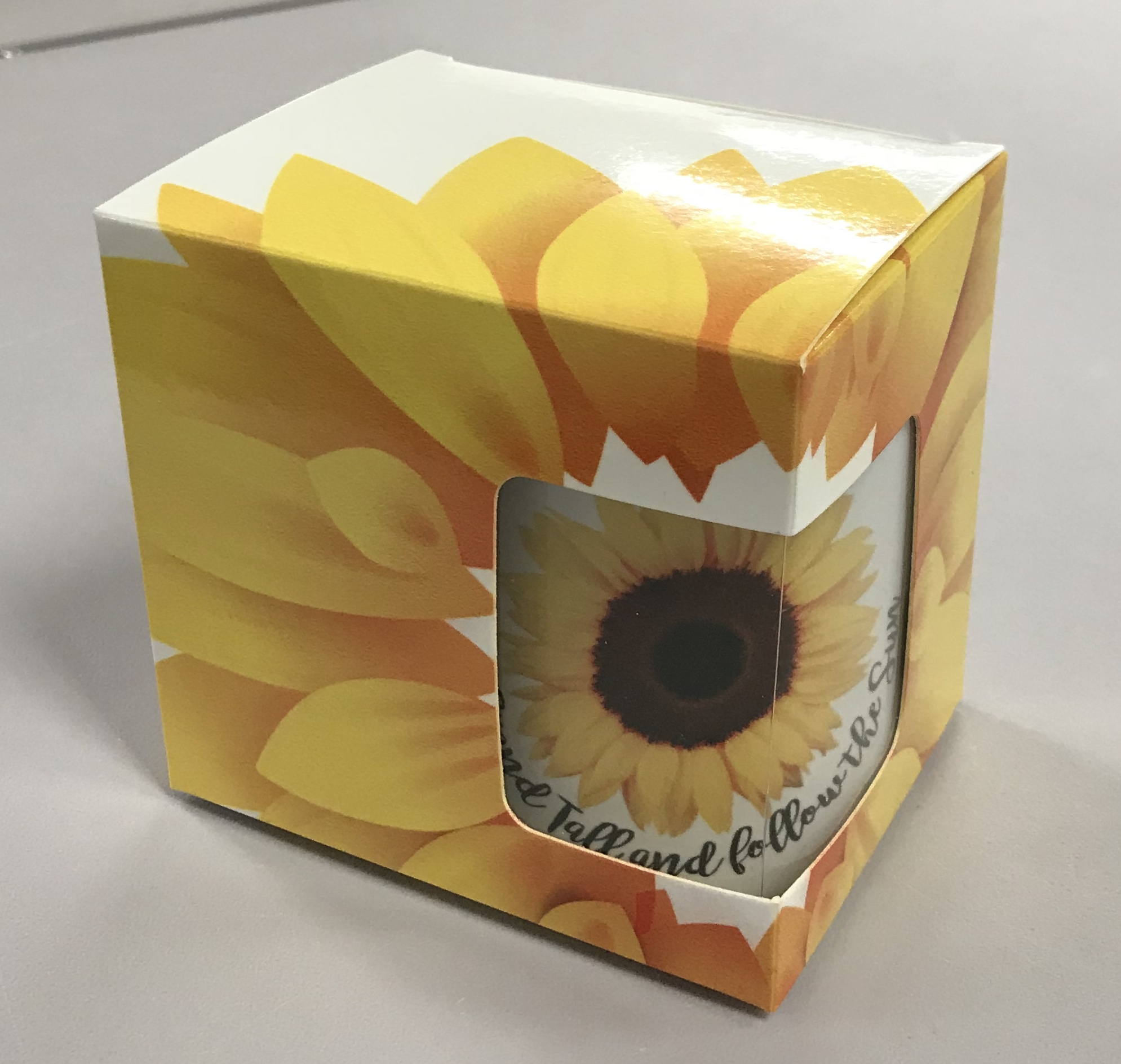 Mug and mug box made with sublimation printing