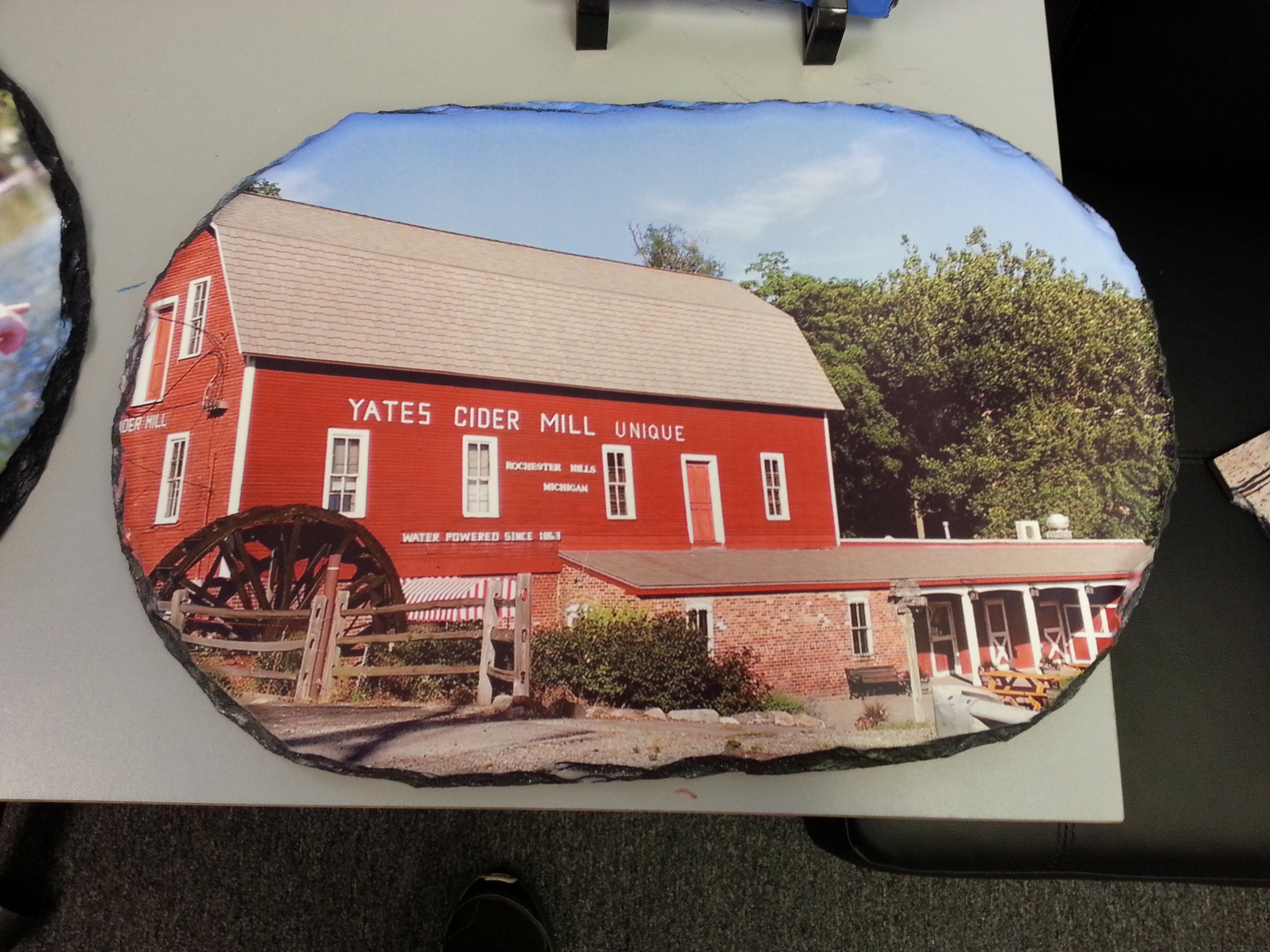 Oval Slate made with sublimation printing