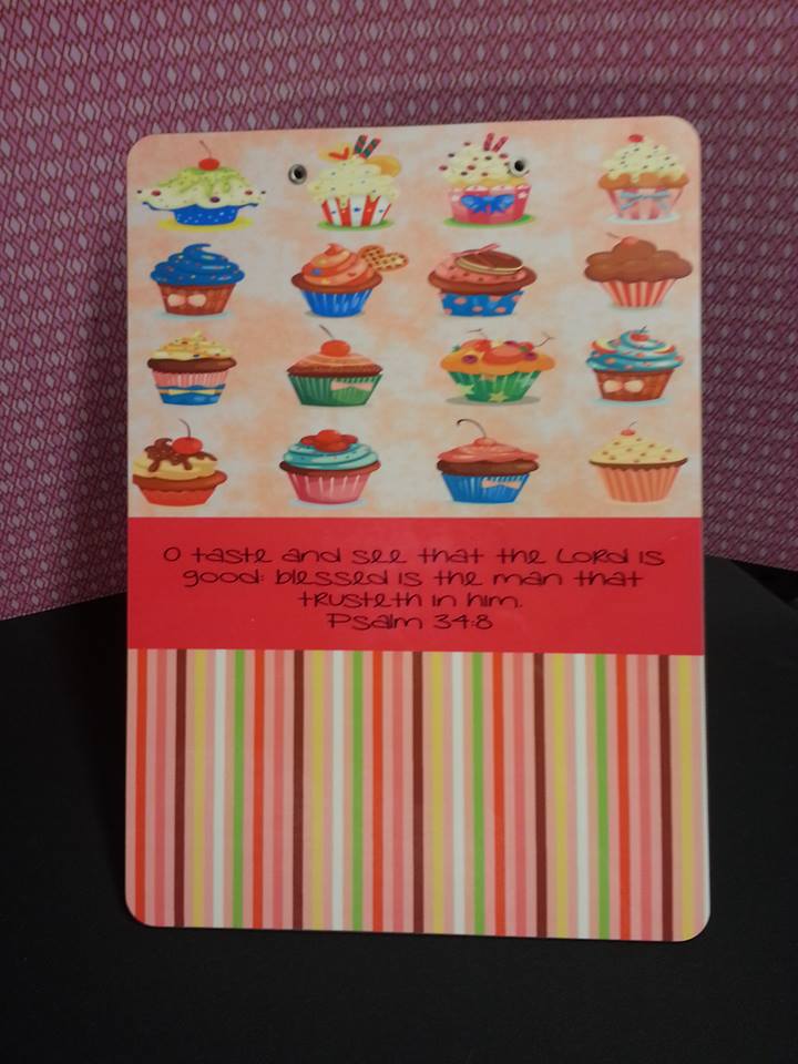 YUMMY - Cupcake Clipboard made with sublimation printing