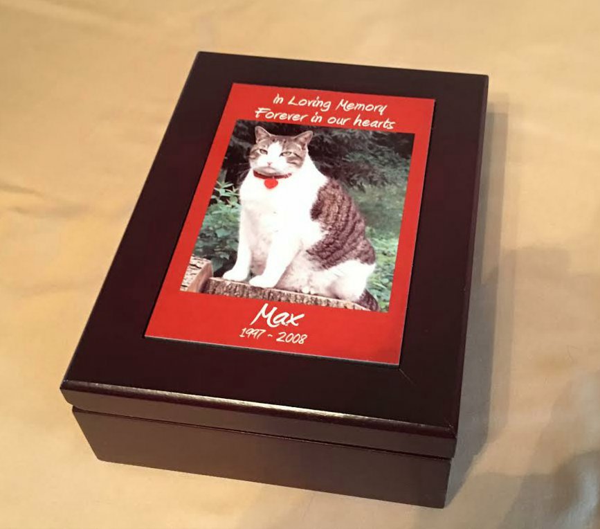 Cremains Box for Pets made with sublimation printing