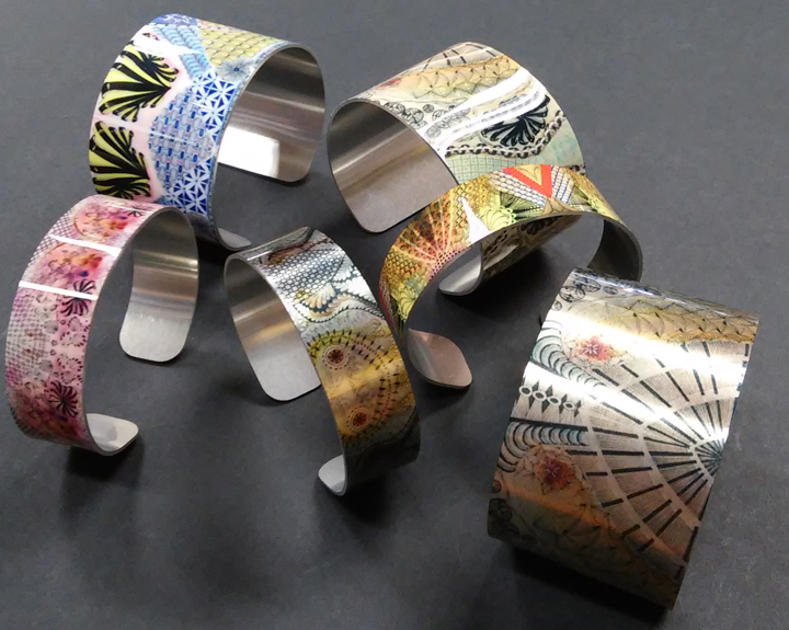 Cuff made with sublimation printing