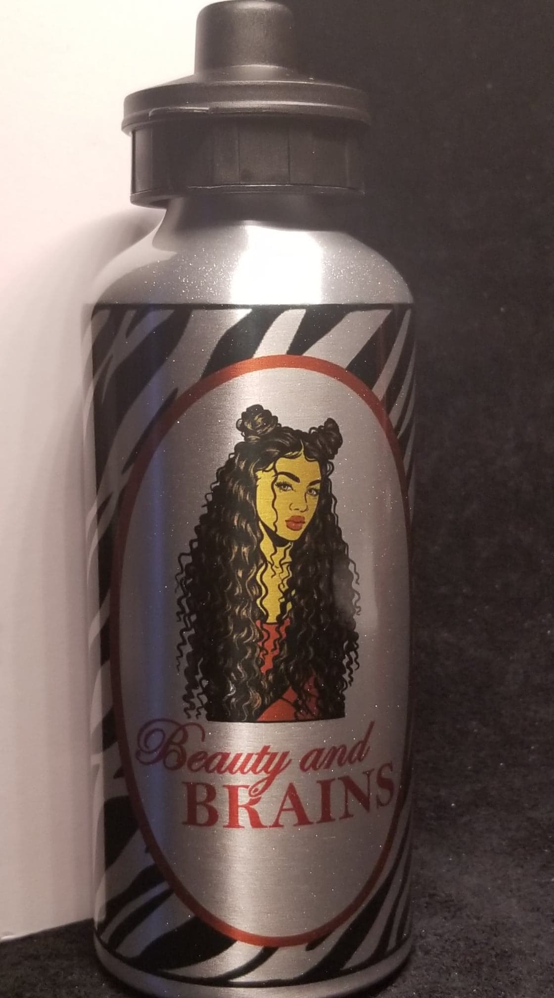 A friend asked me to make this water bottle for her daughter's birthday.  She knew she wanted i