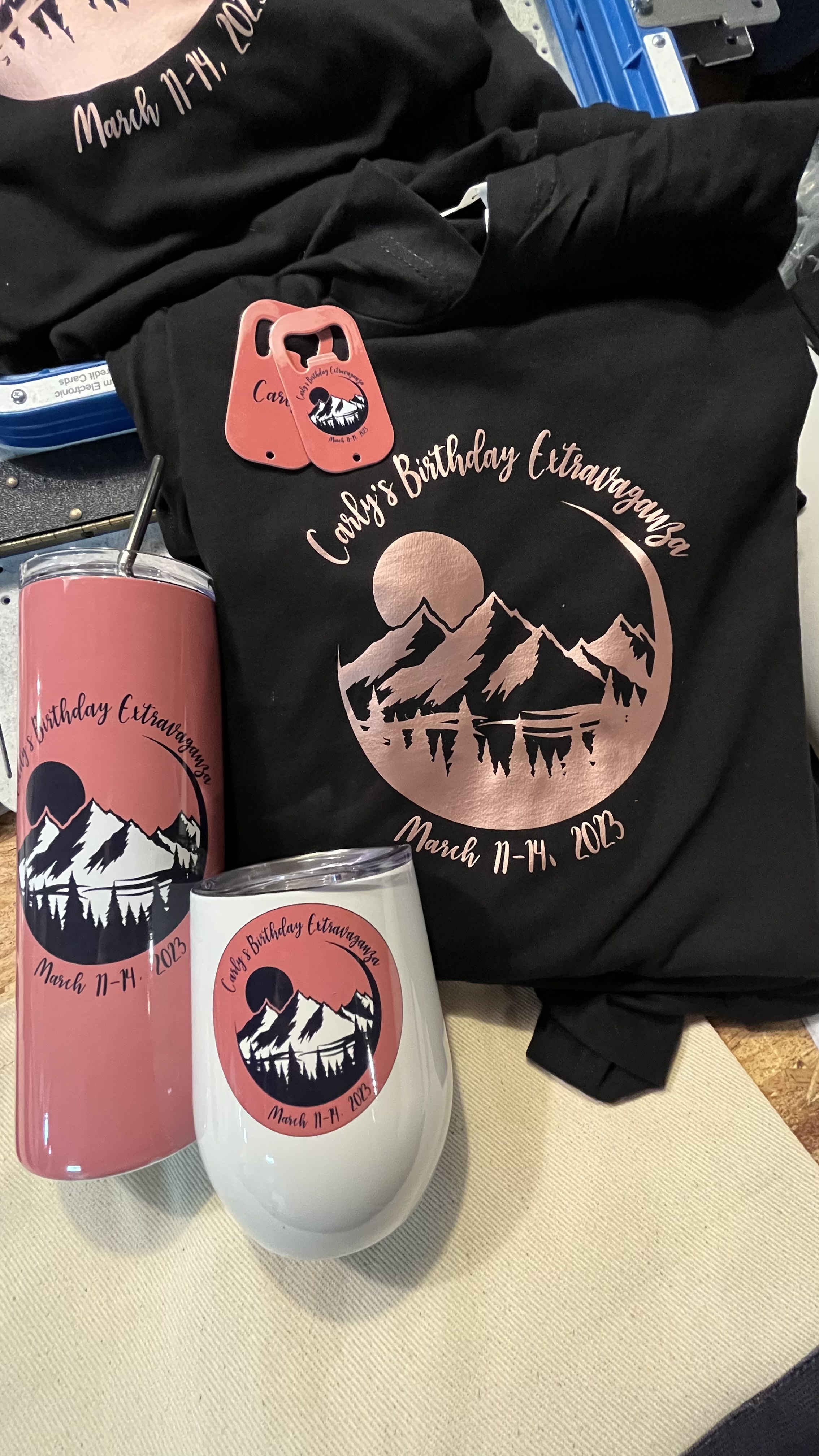 Custom package for a girls getaway to celebrate a 30TH birthday!  Also made shirts to match.  L